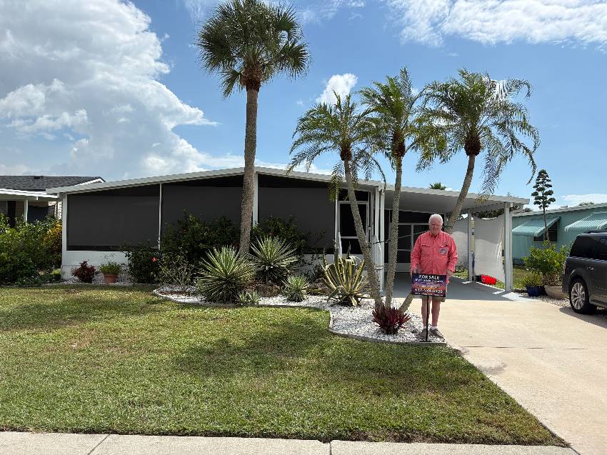 Venice, FL Mobile Home for Sale located at 928 Lucaya W Bay Indies
